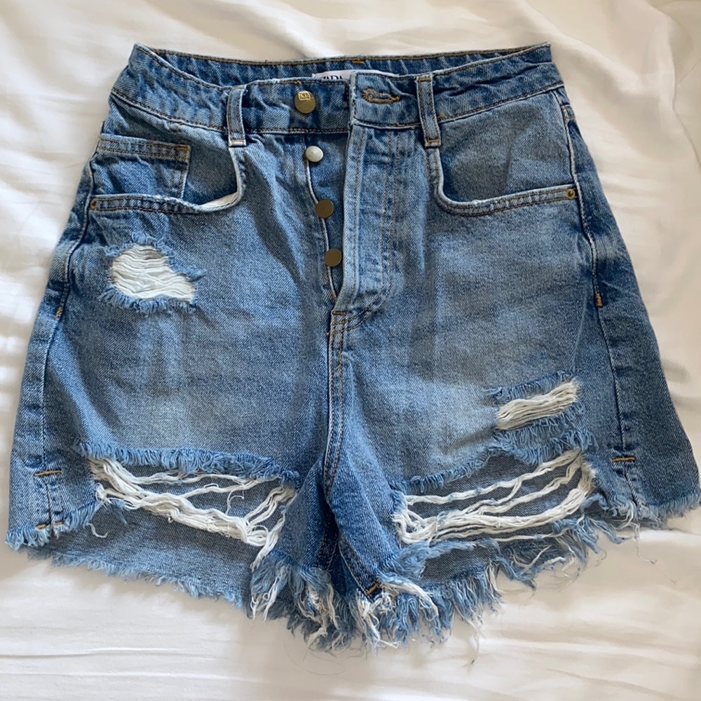 Zara high waisted  Distressed denim shorts
